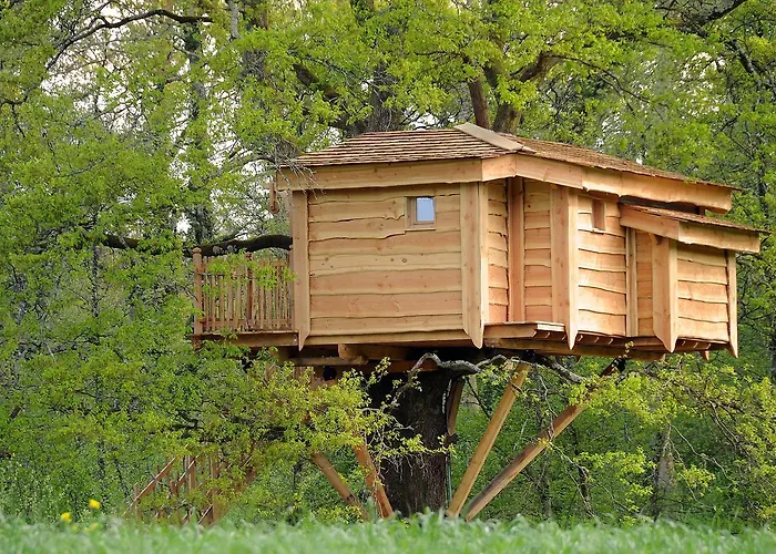 La Du Vieux Chene Bed & Breakfast